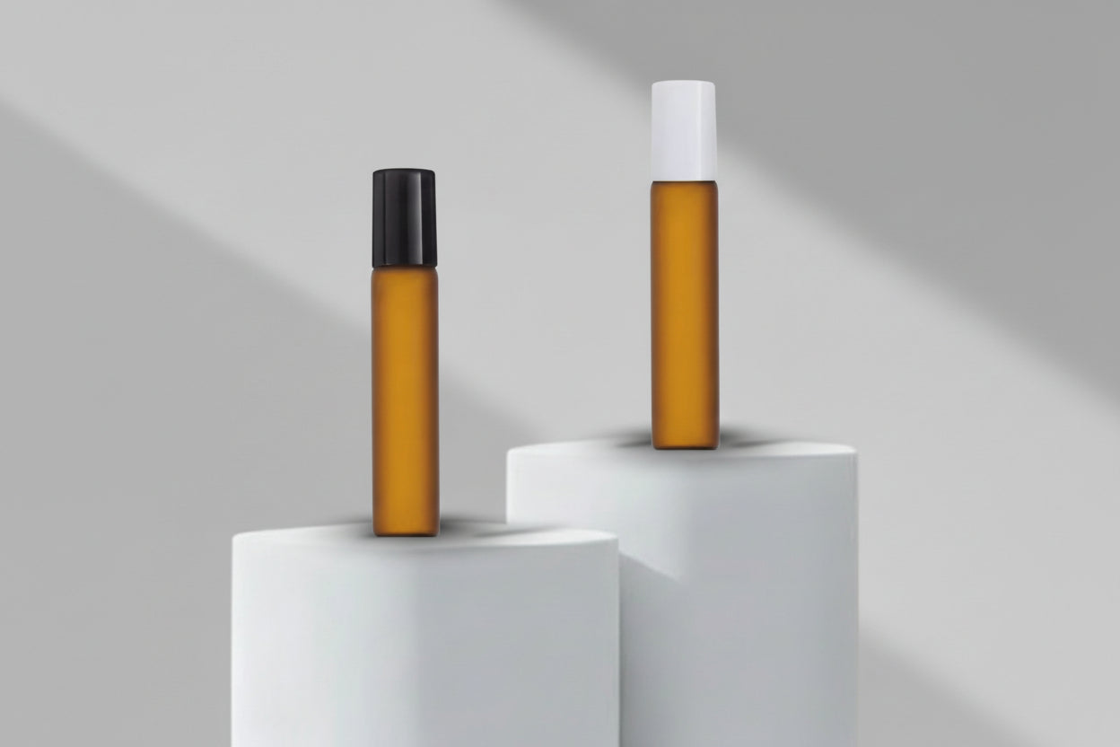 Aesthetic Pack – 10ml Amber Frosted Roll-On Glass Bottle (Black / White Cap)