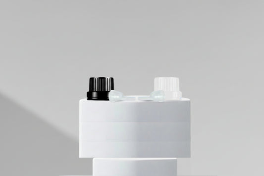 Aesthetic Pack – 18mm Flat Cap with Insert (Black / White)